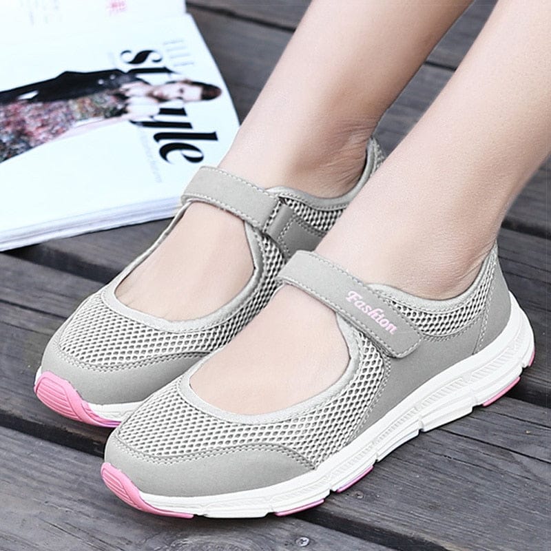 Women Shoes Breathable Vulcanized Shoes White Super Light Women Casual Shoes Sneakers Women Flat