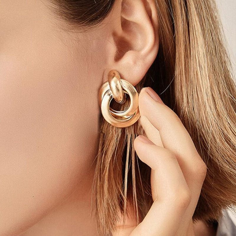 Gold Color Metal Drop Earrings Irregular Hollow Heart Earrings Twisted Geometric Earrings for Women