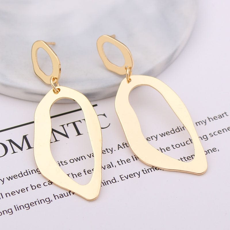 Gold Color Metal Drop Earrings Irregular Hollow Heart Earrings Twisted Geometric Earrings for Women