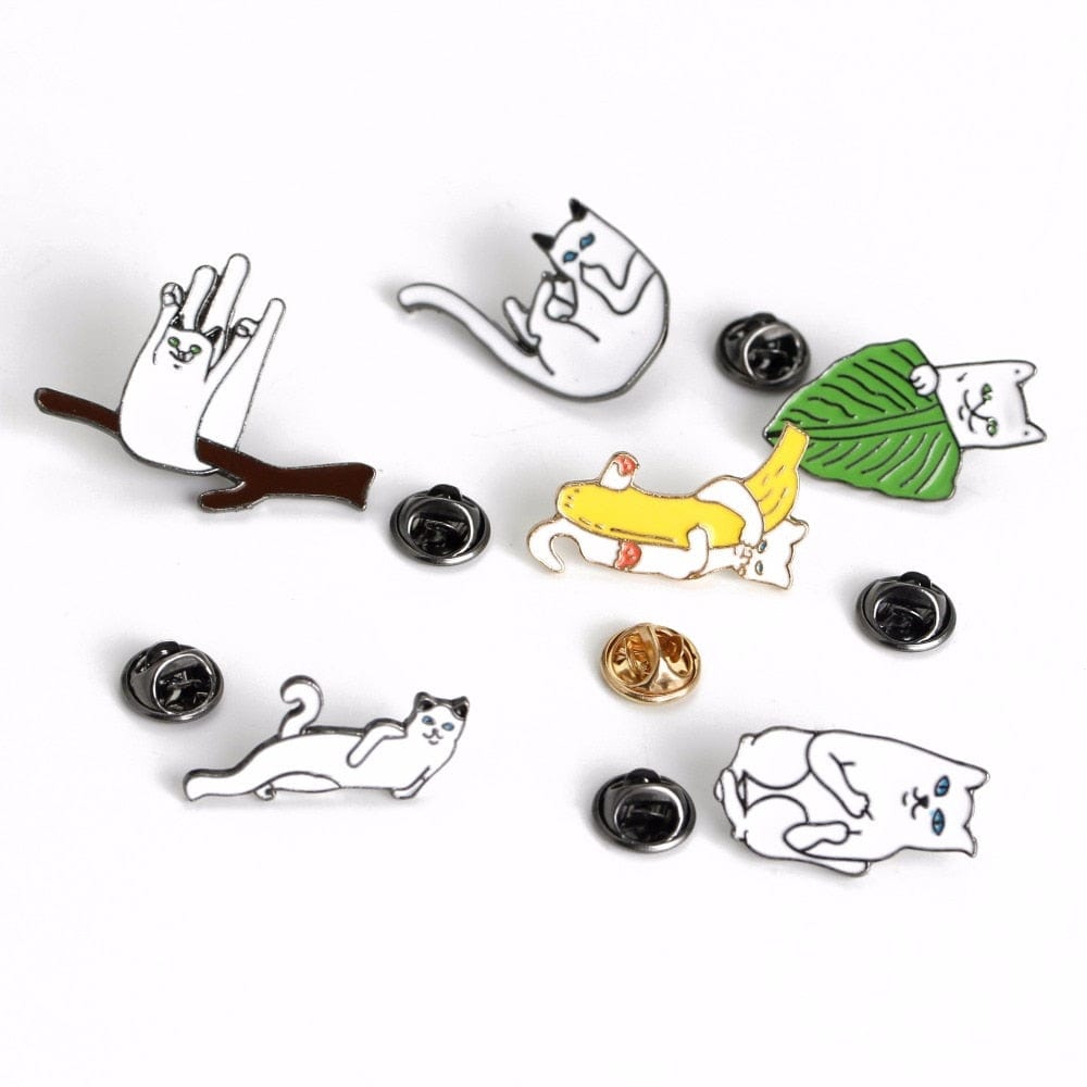 Funny White Cats Enamel Pin Branch Leaf Banana Cat Animals Brooch Women Men Lapel Pins Denim Jeans Badge Cartoon Jewelry Gifts