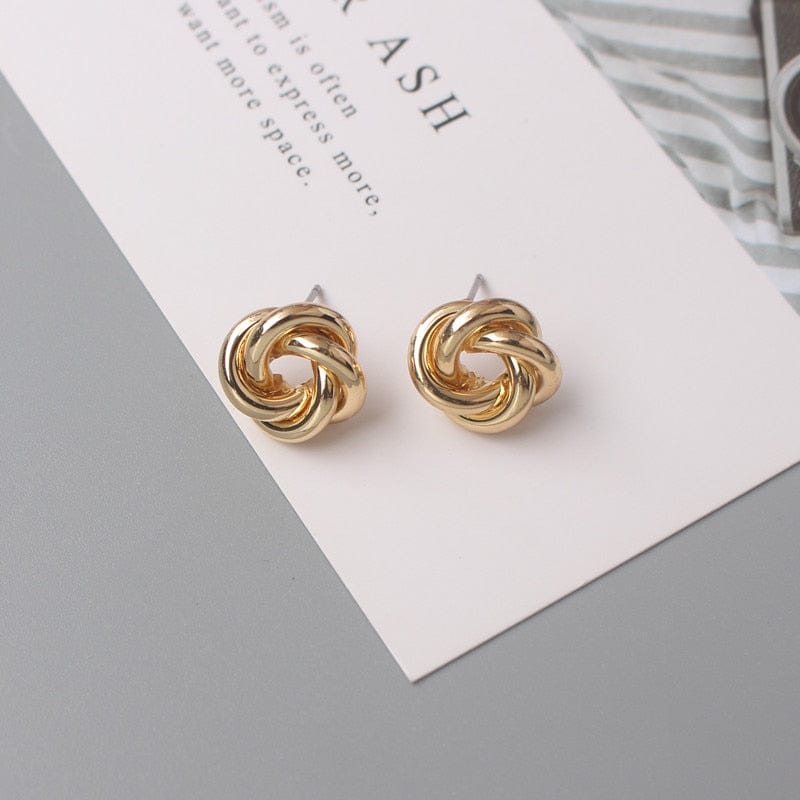 Gold Color Metal Drop Earrings Irregular Hollow Heart Earrings Twisted Geometric Earrings for Women