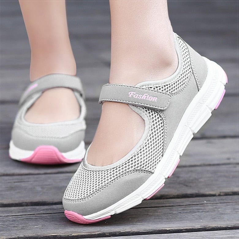 Women Shoes Breathable Vulcanized Shoes White Super Light Women Casual Shoes Sneakers Women Flat