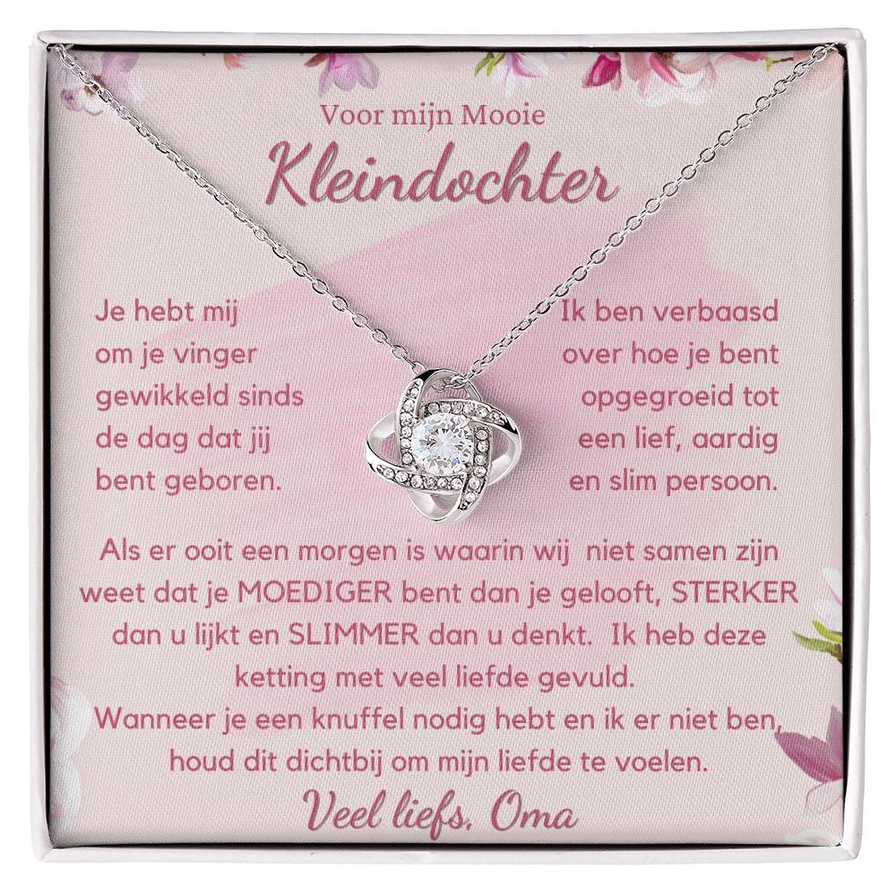 Mijn Mooie Kleindochter - Dichtbij Om Mijn Liefde Te Voelen