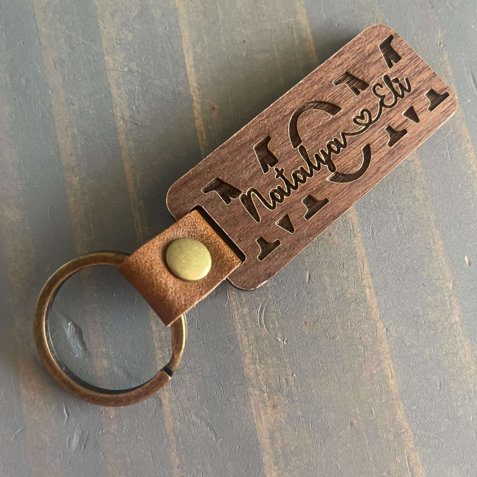 For Mom - Premium Walnut Keychain | Custom keychain | Personalized Keychain | Custom keychain