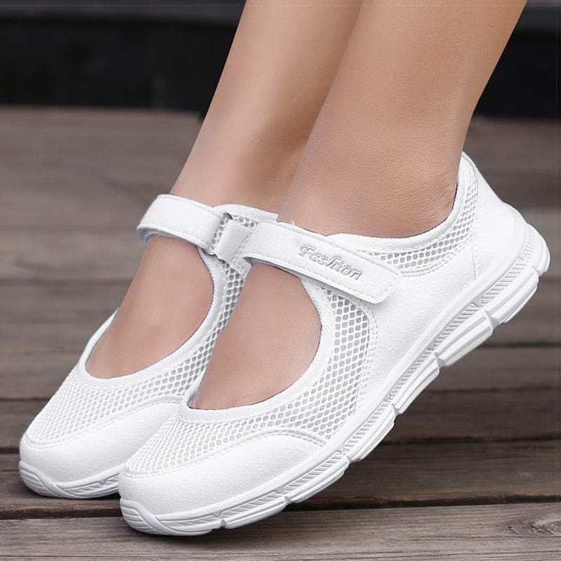 Women Shoes Breathable Vulcanized Shoes White Super Light Women Casual Shoes Sneakers Women Flat